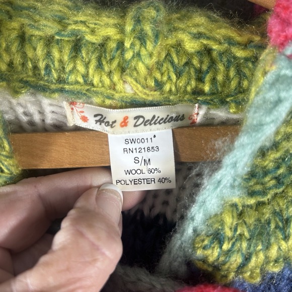 Boho Rainbow Crochet Cardigan Jacket Art To Wear Large Buttons Hooded Size S/M - Picture 9 of 11